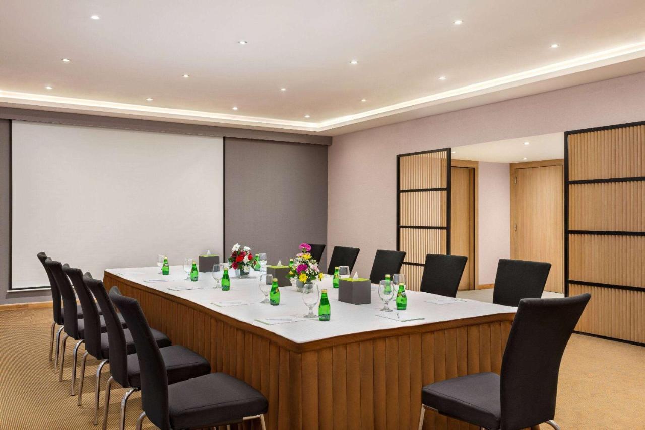 La Quinta By Wyndham Dubai Jumeirah Zewnętrze zdjęcie